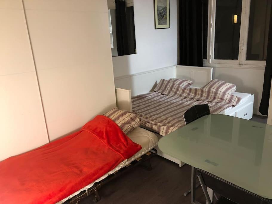 Beau Appartement,Proche De Metro Parijs Buitenkant foto