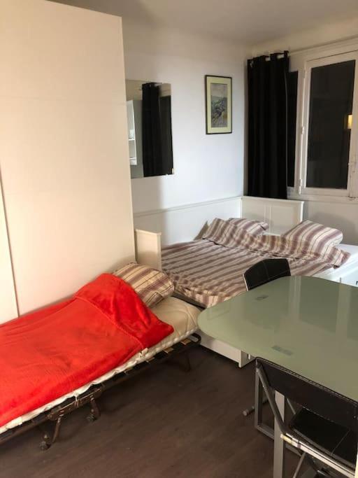 Beau Appartement,Proche De Metro Parijs Buitenkant foto